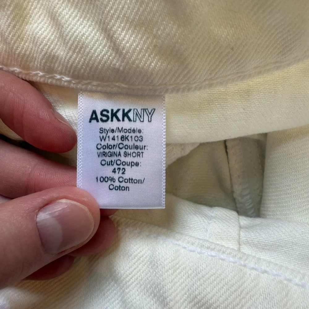 New without tags- ASKK NY Virginia Jean Shorts in Ivory (size 24) - Picture 4 of 6